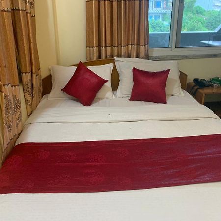 The Tranqulity Inn Pokhara Dış mekan fotoğraf