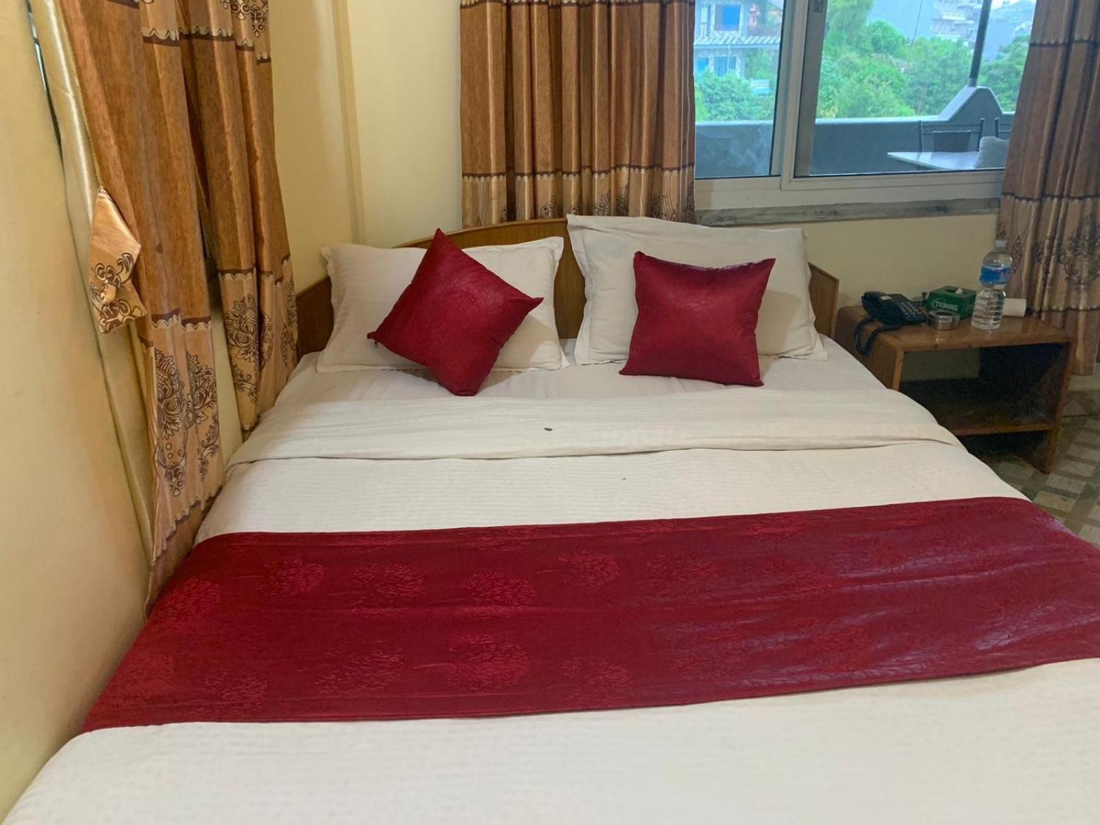 The Tranqulity Inn Pokhara Dış mekan fotoğraf