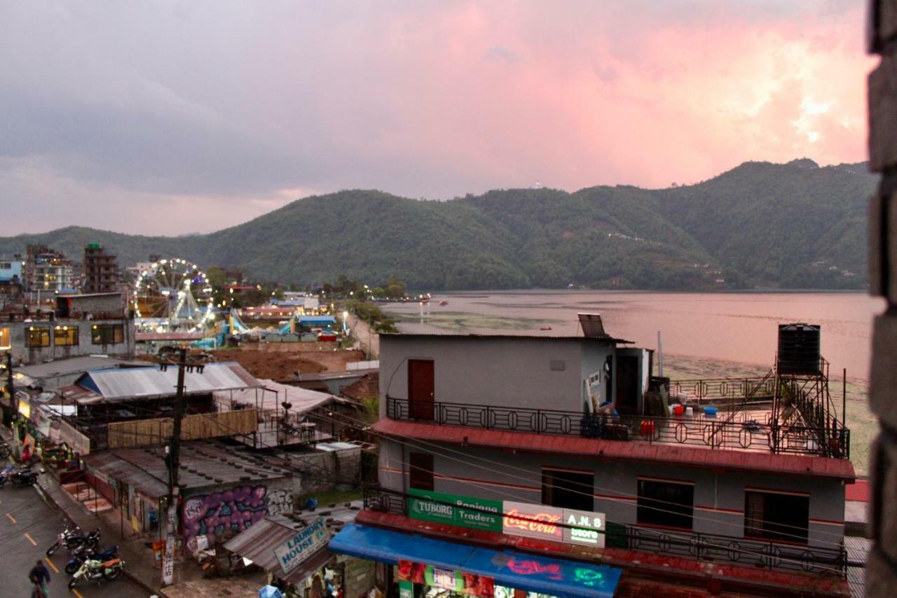 The Tranqulity Inn Pokhara Dış mekan fotoğraf